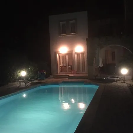 Drouseia Villa